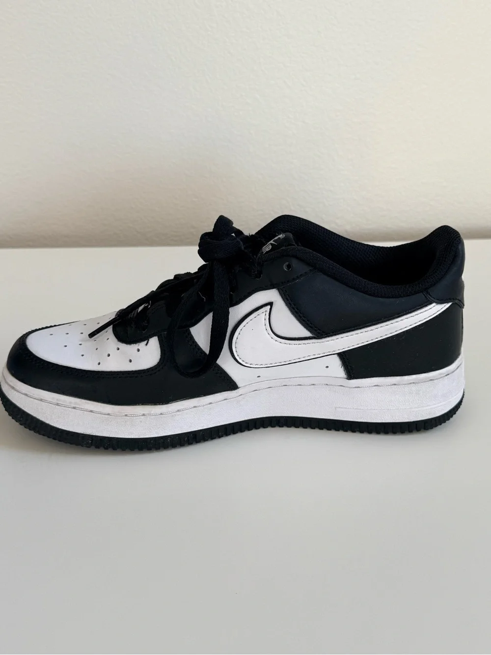 Nike Black and White Air Force 1 low top